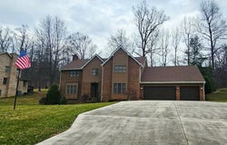 3455 Boy Scout Rd, Ashland, KY 41102