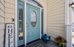 208 Sea Manor Drive, Surf City, NC 28445
