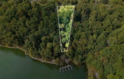 227 Pineview Drive, Mammoth Cave, KY 42259