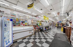 394 Main St, Paterson City, NJ 07501-2859