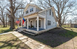 261 N 2nd Street, Walnut Springs, TX 76690