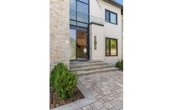 4 Shore Cliff Place, Great Neck, NY 11023