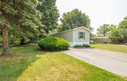 28 Glenview Drive, Manchester, NY 14432