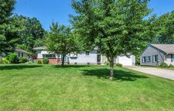 154 Walnut Drive, Amherst, OH 44001