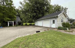243 N arrowhead Drive, Petersburg, IN 47567