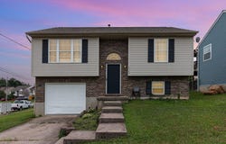 1539 Raintree Court, Elsmere, KY 41018