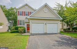 120 ARROWHEAD DRIVE, BURLINGTON, NJ 08016