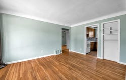 27324 Larchmont, Saint Clair Shores, MI 48081