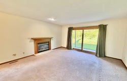 4155 Split Leaf Drive, LOVES PARK, IL 61111