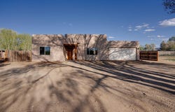 111 Camino Juan Ortiz, Taos, NM 87571