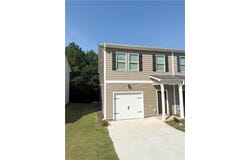 318 Oakwood Drive NW, Milledgeville, GA 31061