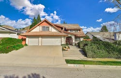 5260 Edgeware Drive, Calabasas, CA 91301