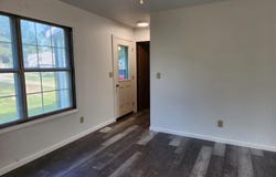 3 WARREN Way, Dix, IL 62830