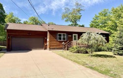 2112 Cherry Street, Marquette, MI 49855