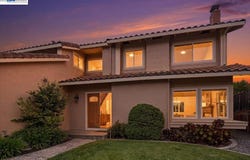 6086 Bellingham Dr, Castro Valley, CA 94552