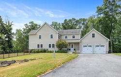 28 Old Lowell Rd, Westford, MA 01886