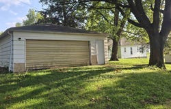615 S 18Th Street, Centerville, IA 52544