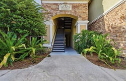 10209 COURTNEY PALMS Boulevard, TAMPA, FL 33619