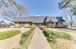1141 Mockingbird Circle, Ennis, TX 75119