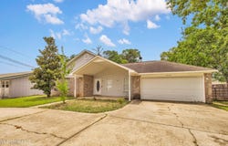 3201 Beachview Drive, Ocean Springs, MS 39564