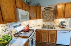421 9th St, Tell City, IN 47586