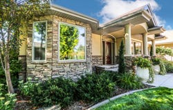 6 E Lilac Lane, Aberdeen, SD 57401