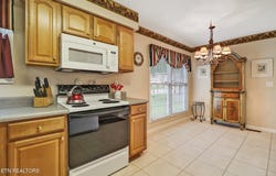 100 Kings Down Drive, Crossville, TN 38558