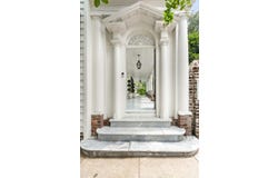 125 Tradd Street, Charleston, SC 29401