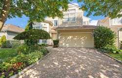 11 Bayview Drive, Plainview, NY 11803