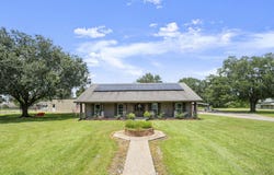 40030 Bud Broussard Rd, Prairieville, LA 70769