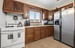 47 Stockton St, Fall River, MA 02721
