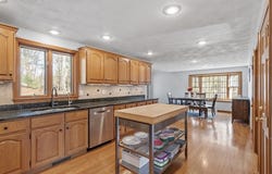 7 Little Bear Hill Road, Westford, MA 01886