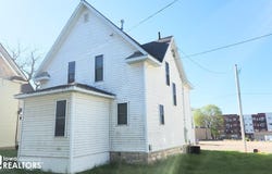 210 1st Street SW, Mason City, IA 50401
