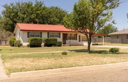 909 S Madden Street, Shamrock, TX 79079