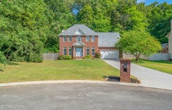 104 Nantucket Way, Oak Ridge, TN 37830