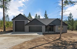 4953 E Sarah Loop, Athol, ID 83801