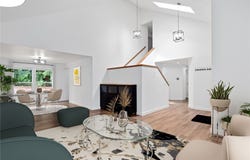 8221 122nd Avenue NE, Kirkland, WA 98033