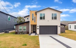 11119 Lakeside DR, Jonestown, TX 78645