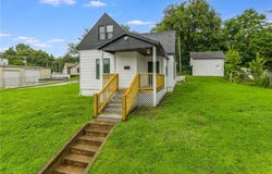 1620 Buchanan Avenue, St Joseph, MO 64501