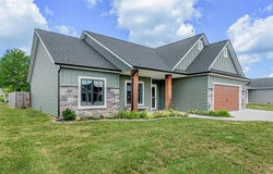 735 N Norfolk Cove, Columbia City, IN 46725