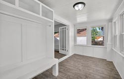 1728 Northwest Drive, Des Moines, IA 50310