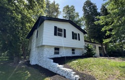 5957 Mulberry Avenue, Portage, IN 46368