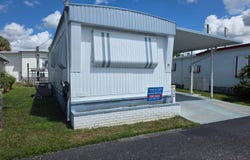 12 Deer Ln, Englewood, FL 34223