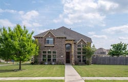 1600 Stray Horn Drive, DeSoto, TX 75115