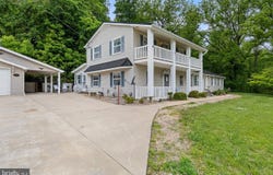 2586 PINE GROVE, STANLEY, VA 22851