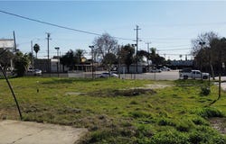 1137 E Mission Boulevard, Pomona, CA 91766
