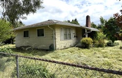 406 SE M Street, Grants Pass, OR 97526