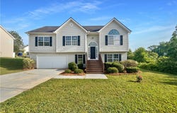 927 Amber Trail, Monroe, GA 30655