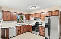 424 7th Avenue S, Brownton, MN 55312