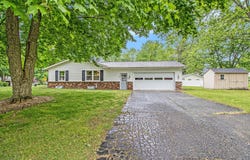 315 Gabardine Avenue, Portage, MI 49002
